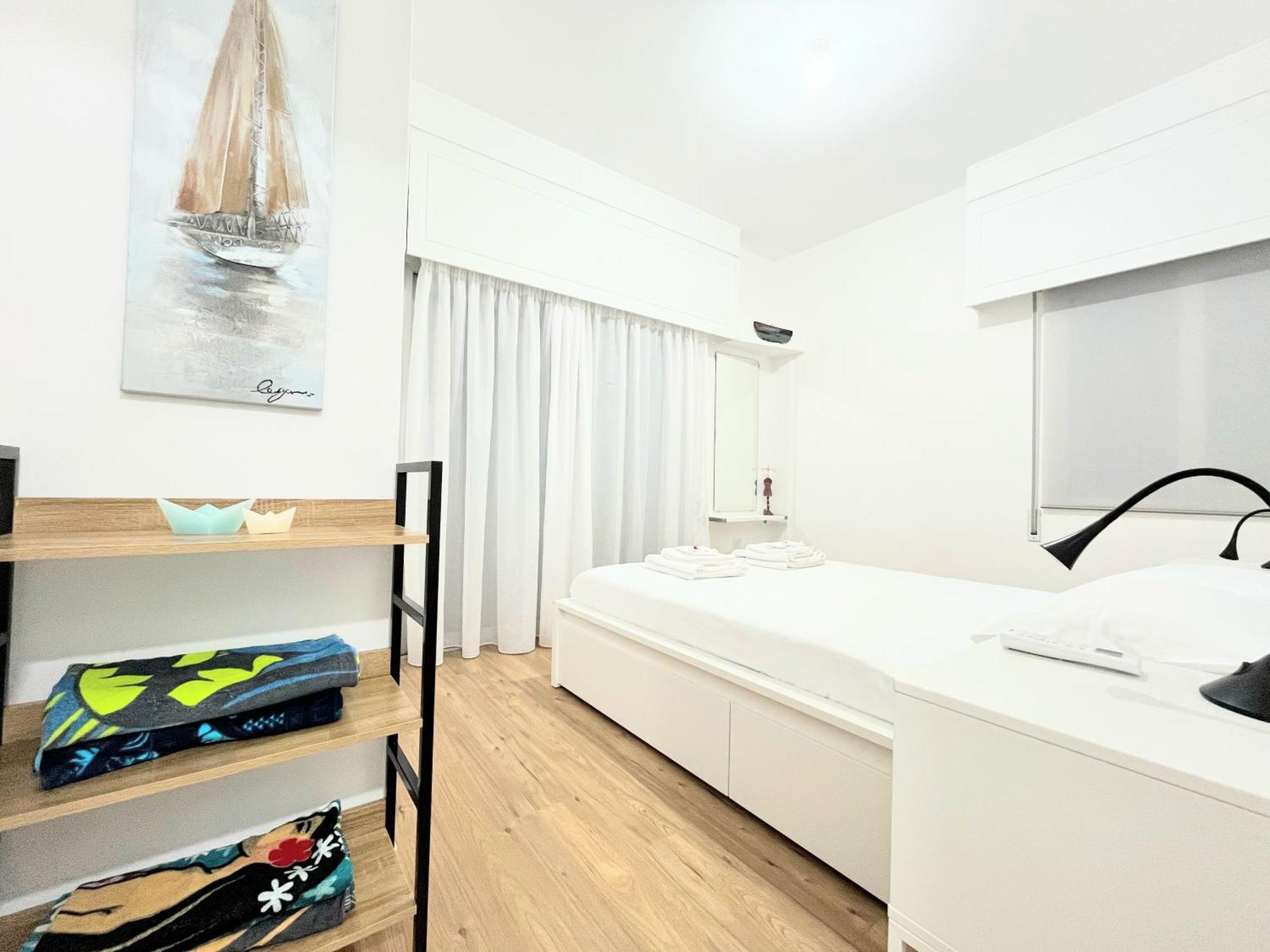 Modern Apartment Near Mckenzie Beach Λάρνακα Εξωτερικό φωτογραφία