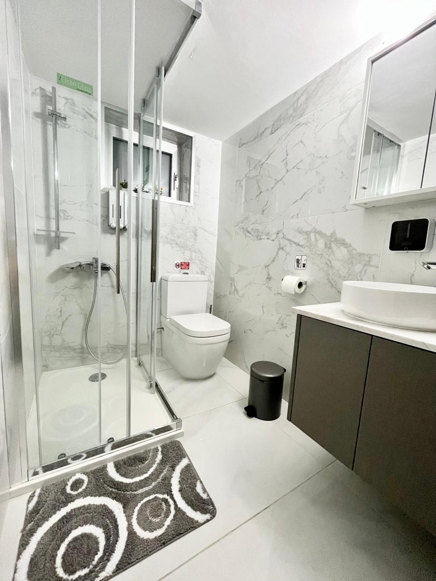 Modern Apartment Near Mckenzie Beach Λάρνακα Εξωτερικό φωτογραφία